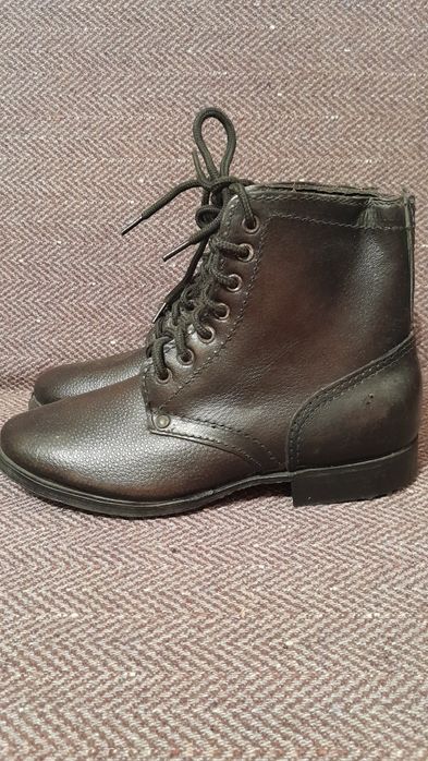 Женск. ботинки,Новые  37,5 размер