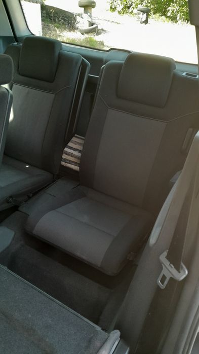 Opel zafira 7 lugares.
