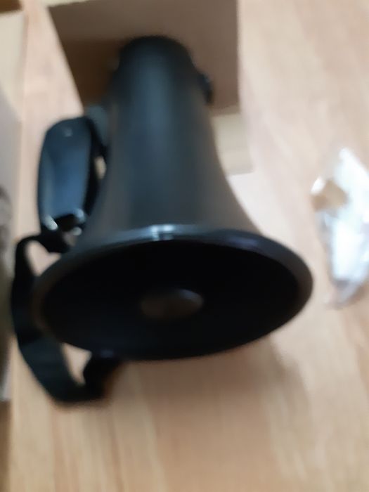 Altifalante novo. Vendo ou troco.