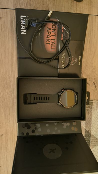 Maxcom uran fw01