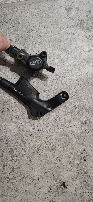 Hamulce Avid Three przód + tyl gratis na części