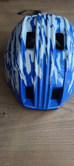Kask rowerowy TERRA S 55-57 cm.180 g.