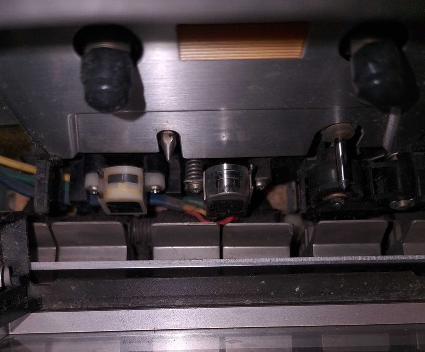 Pioneer CT-506 кассетная дека. В отличном рабочем состоянии.