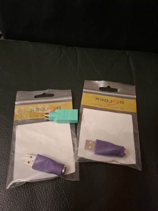 Kable VGA, DVI, Displayport, hub USB i przejśc. PS2, 11 szt DO 20.12