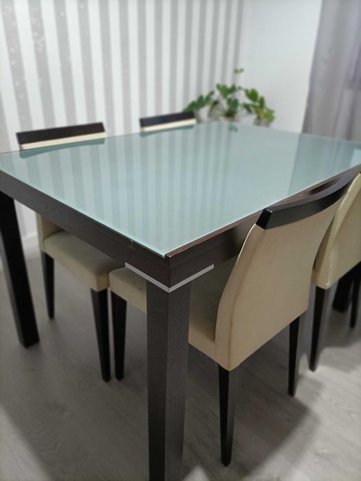 Mesa de jantar extensível