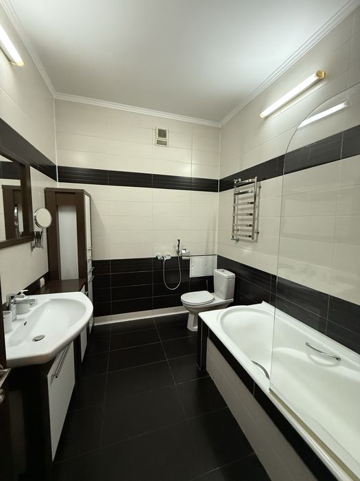 Здам 3 кімн квартиру ЖК Оазіс 145 кв м , Івасюка, 4