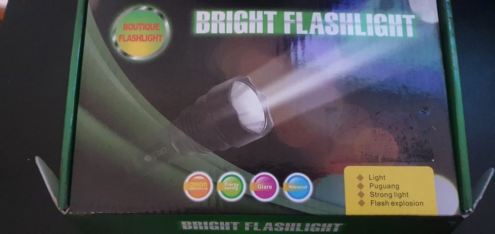 Lanterna ultrafire64585166900609120