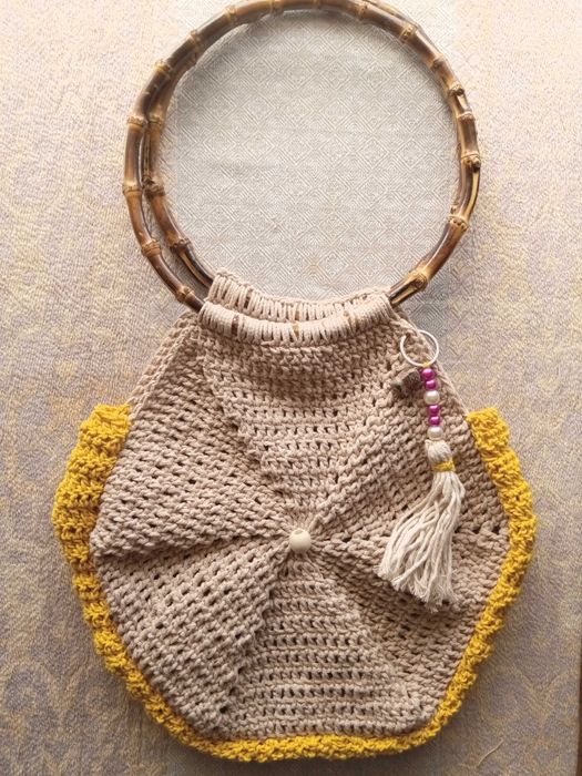 Bolsas a tiracolo artesanais