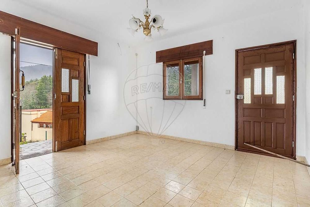 Moradia T3 à venda em Amarante