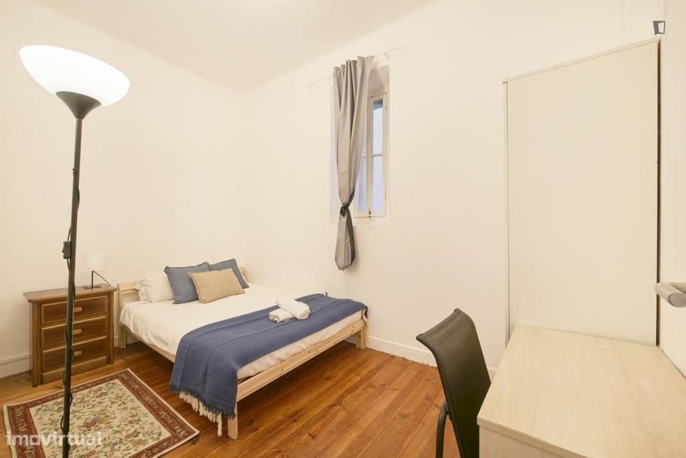 Quarto - localizado em Saldanha Lisbon