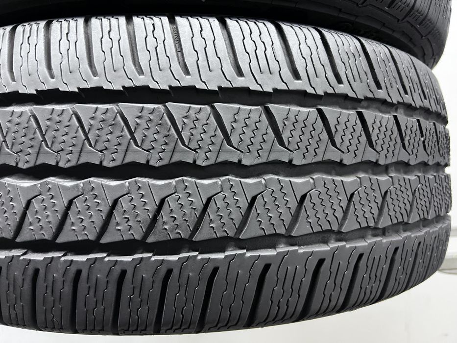 2шт зима 225/55/R17C 2023р Continental Van Contact Winter