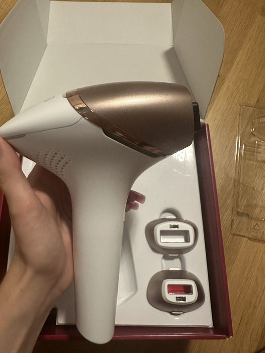 Depilator laserowy Philips Lumea 9000