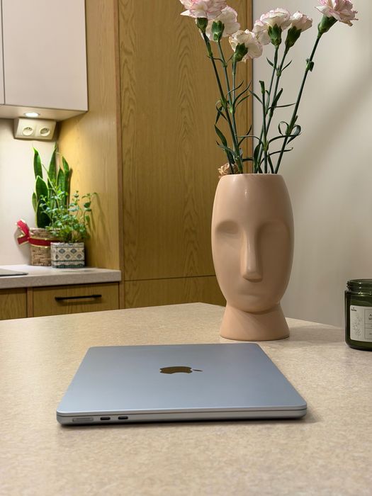 MacBook Air 13” M4 16GB RAM 256GB SSD Gwarancja Apple