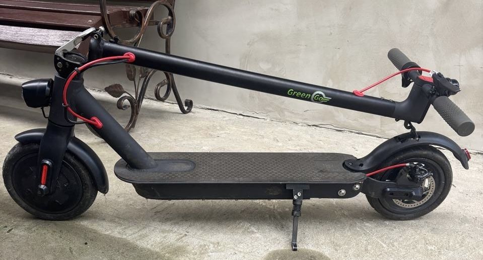 Електросамокат GreenGo One Black