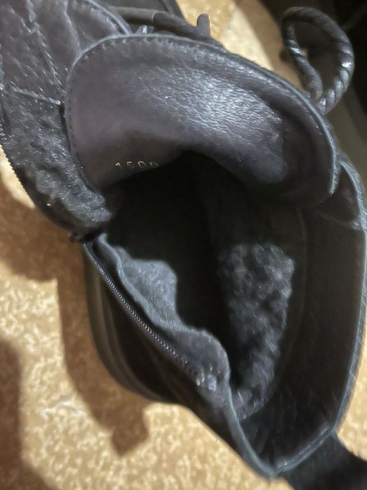 Продам ботинки 37 размер новые