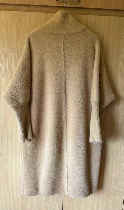 Karmelowy płaszcz Alpaka