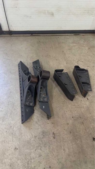 Łapy siodła Volvo SAF HOLLAND GF