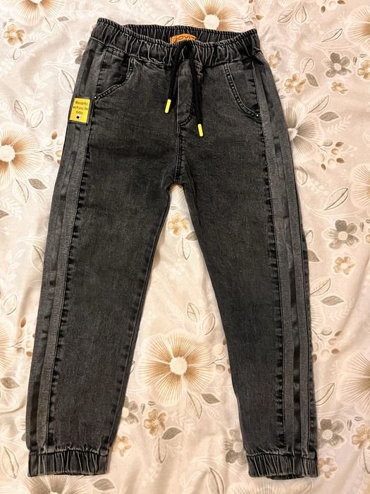 Детские джинсы . Турция . Новые . 116 р