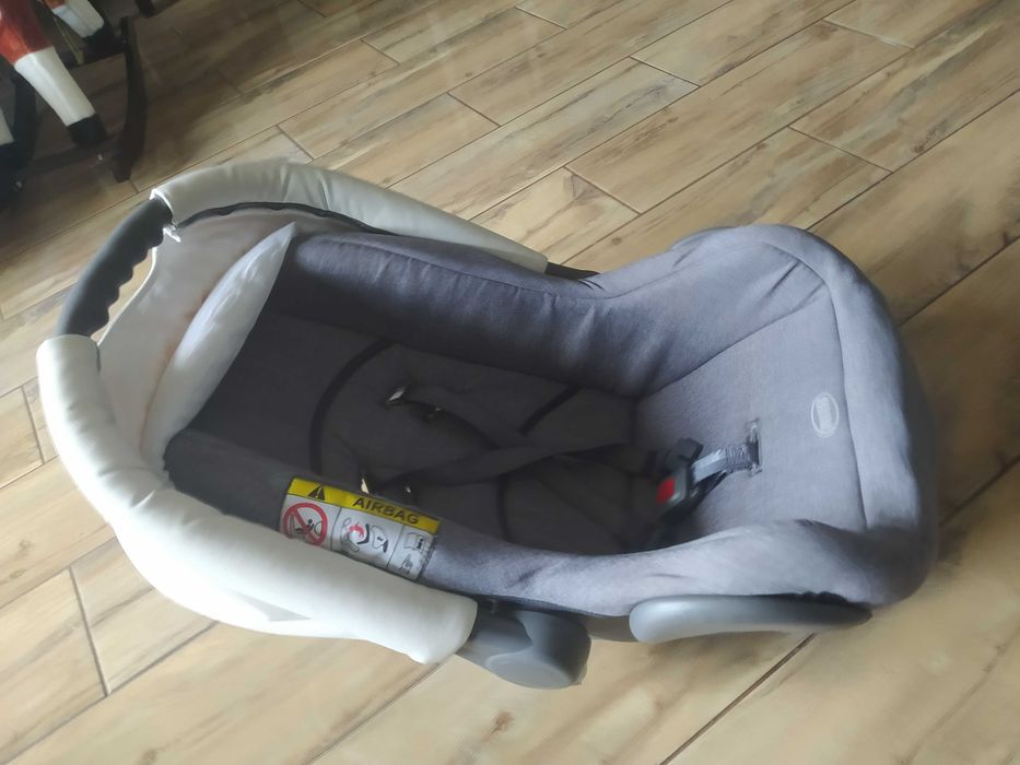 Nosidełko  fotelik do samochodu 0-10kg isofix
