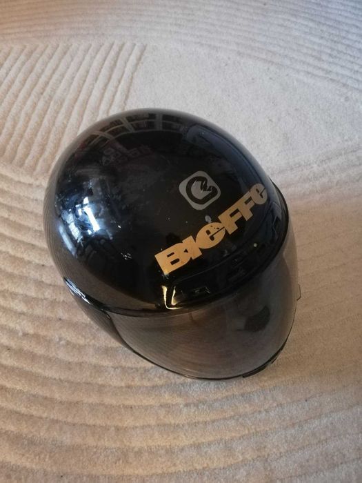 Capacete de Mota Bieffe