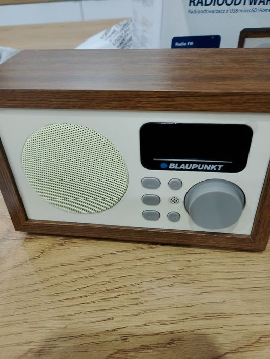 Radioodtwarzacz i zegarek  BLAUPUNKT HR5BR