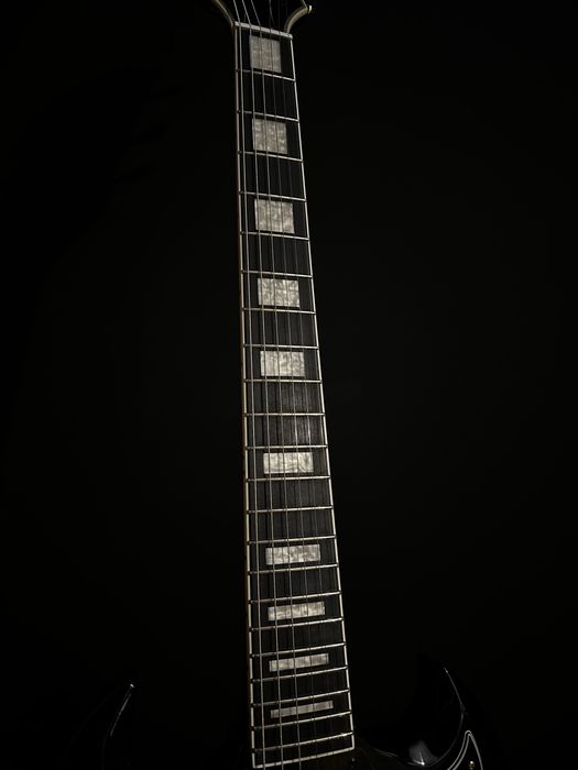 Guitarra elétrica Epiphone SG Custom Ebony