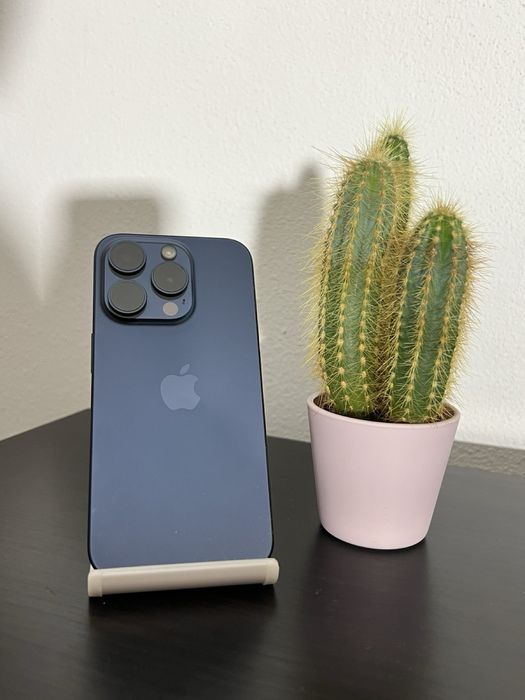 Продам iPhone 15 Pro 128 gb