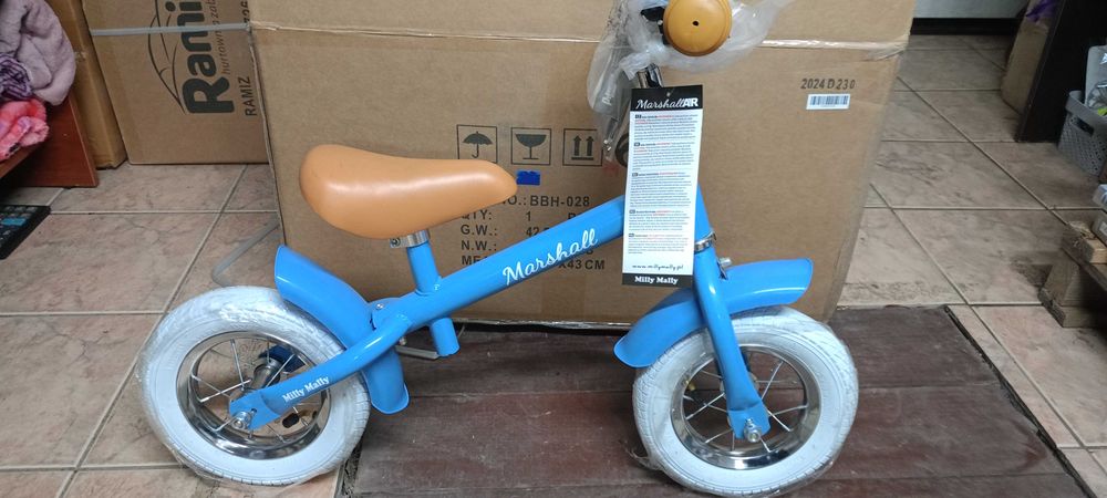 Rowerek biegowy Marschall, pompowane koła