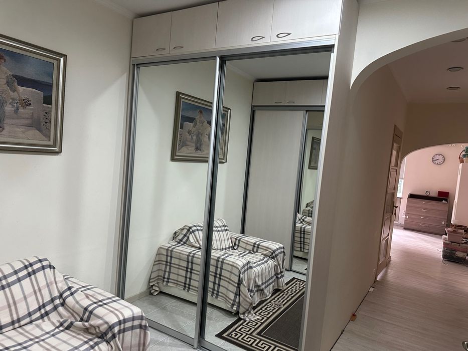 Ексклюзивна 2к квартира 85м² з каміном та власним гаражем, Небесної Сотні 2Б