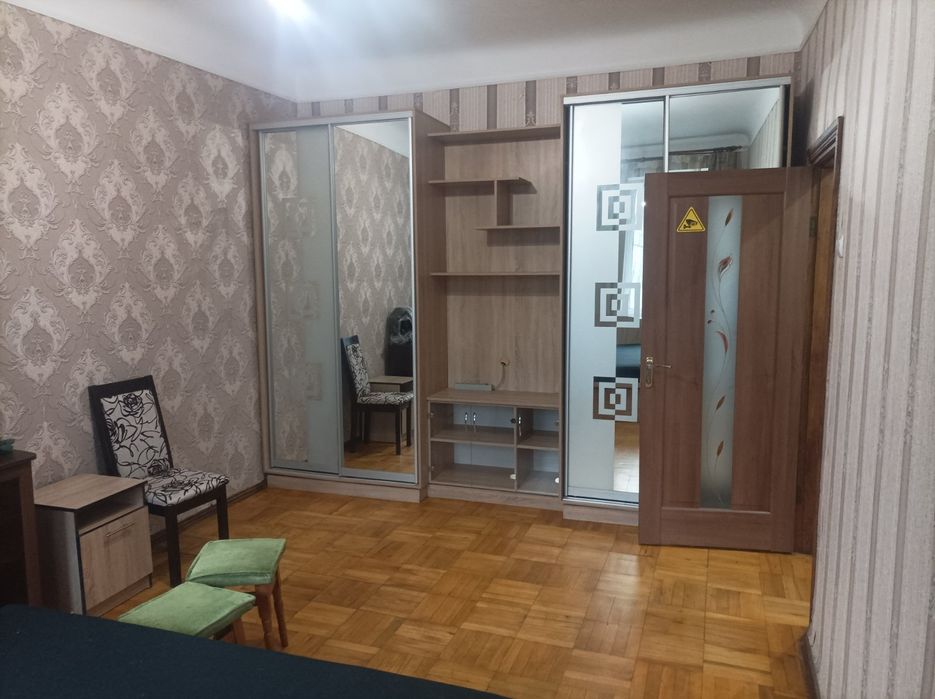 Величезна  3х-кім квартира на Зелених.Можна під Програми!