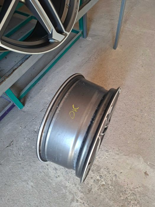 Різноширокі диски Borbet 5/112 R20 8,5J ET30  9,5J ET35.