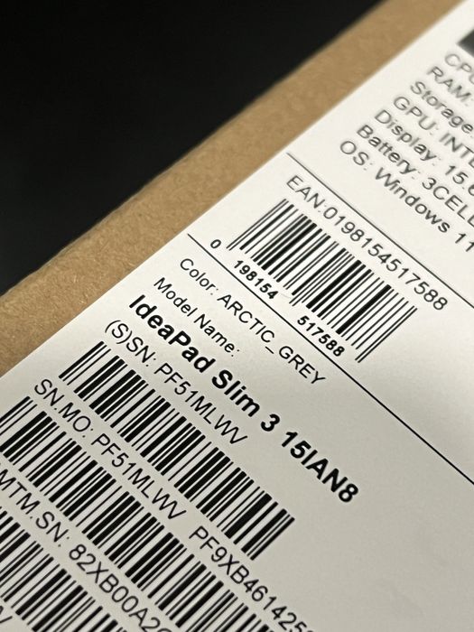 Portatil Lenovo IdealPad Slim 3 15IAN8.