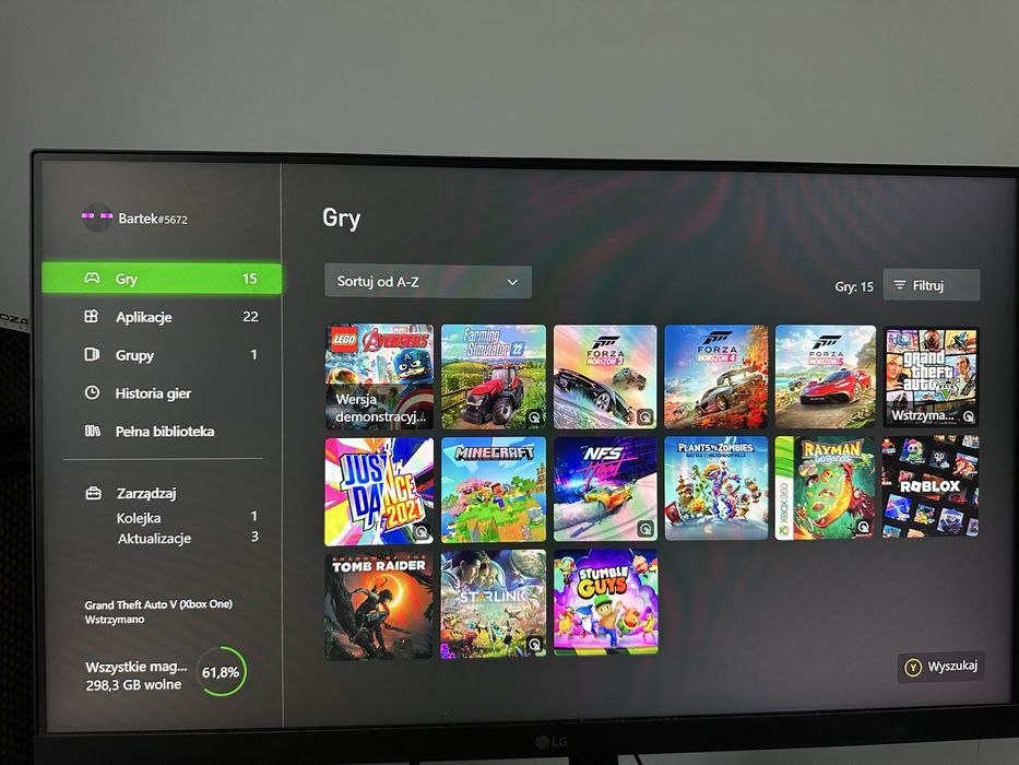 Xbox one S 1TB z grami i padami