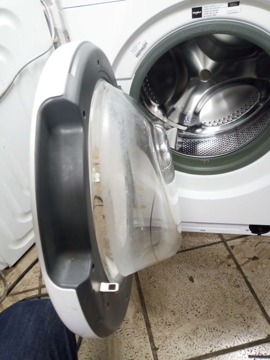 drzwi do pralki Whirlpool FWSF61252W