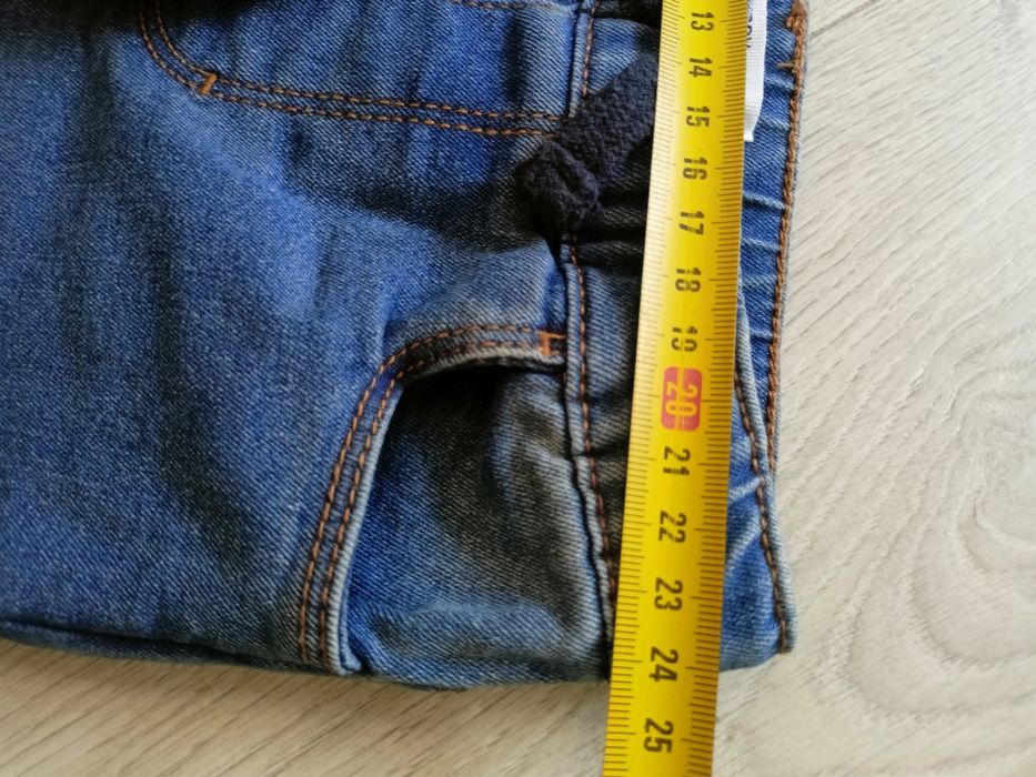 Jeansy, spodnie dla chłopca, unisex, Sinsay r. 86 stan bardzo dobry!