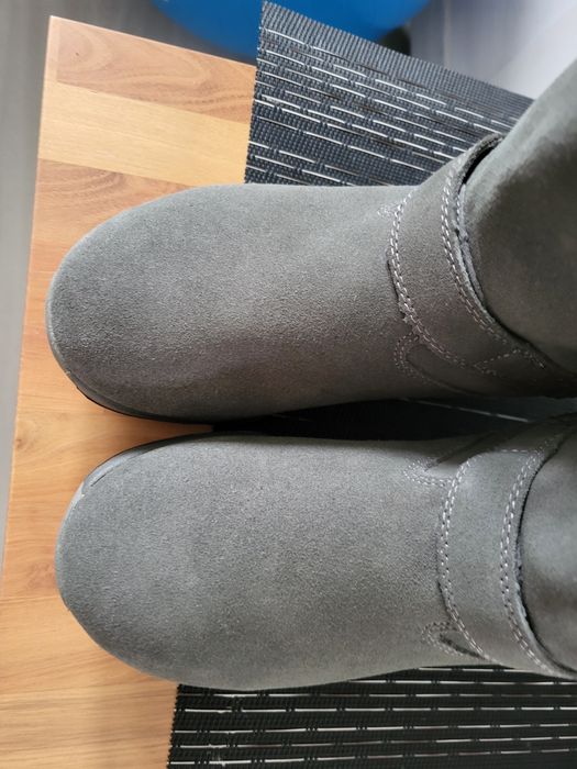 Noww skórzane śniegowce damskie Skechers Shape-ups r.38