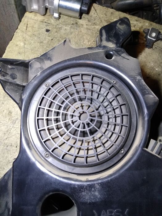 Subwoofer głośnik tuba audi a3 8p oryginał