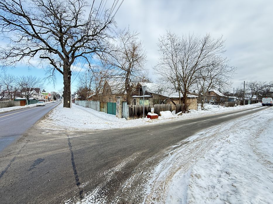 Продам двохфасадну ділянку на перехресті вул Северинівська/Л.Українки