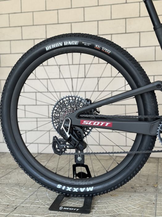 Nova Scott Spark RC WC Carbon black