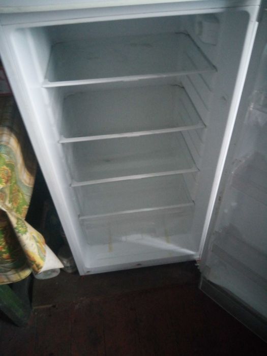 Продам холодильник