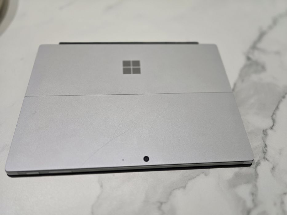 Microsoft surface pro 7