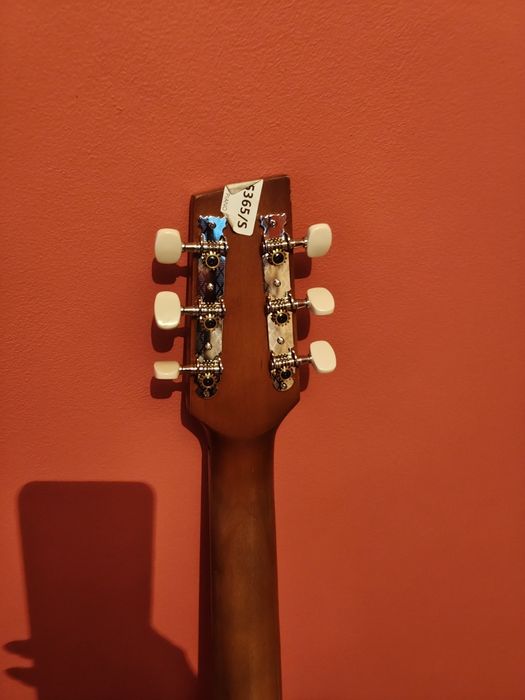 Gitara akustyczna Trembita