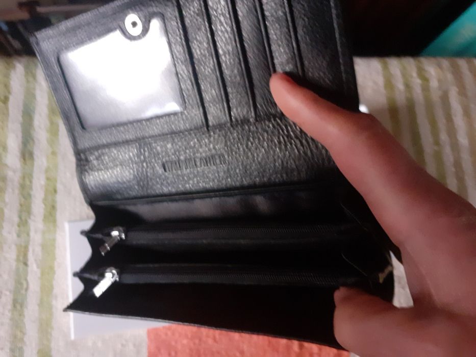 Отличный женский кожаный кошелек!