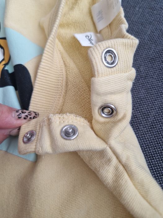 Żółta bluza wkładana przez głowę h&m pluto