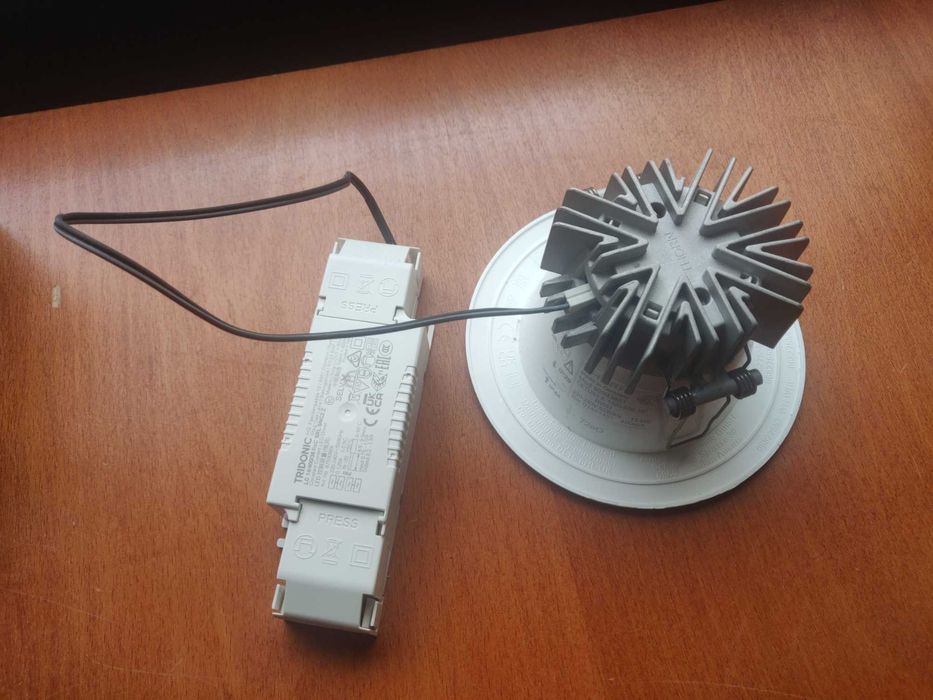 lampada led nova