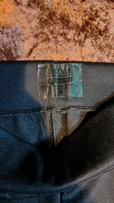 Leginsy damskie nowe M