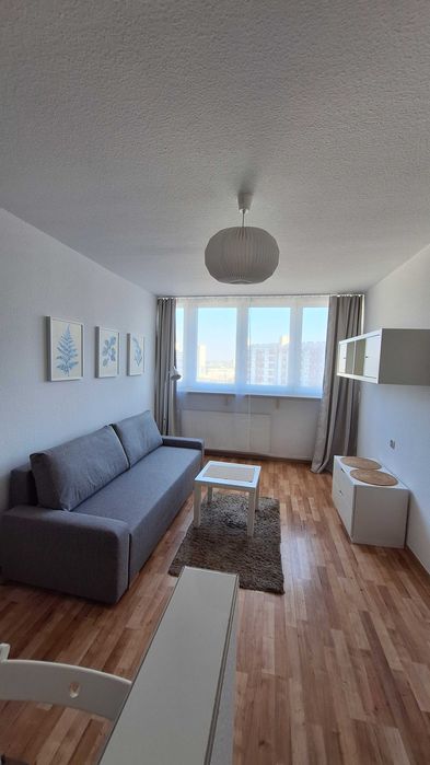 Mieszkanie na wynajem Wrocław Krzyki przy Sky Tower 2 pokoje