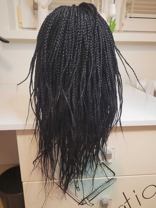 Czarna peruka warkoczyki lace front