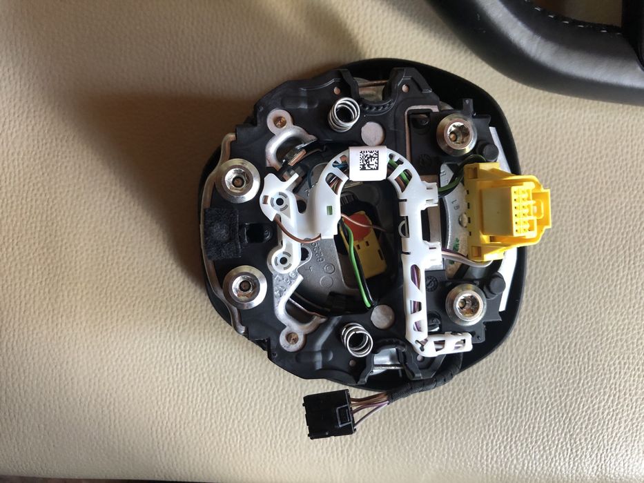 Kierownica skórzana łopatki airbag poduszka vw passat b8