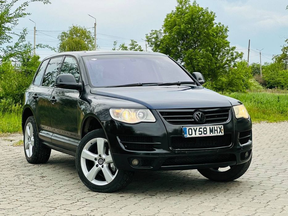 Продам Volkswagen Touareg полный привод в отличном состоянии